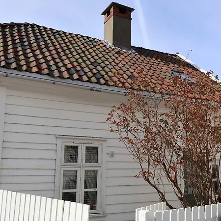 Dinbnb Homes L Charming 2-bedroom By The Sea Cozy Vakantiehuis