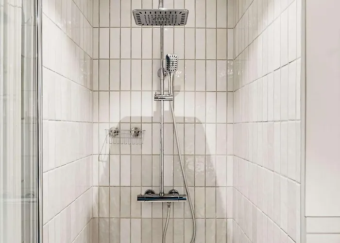 Σπίτι διακοπών Dinbnb Homes L Charming 2-bedroom By The Sea Cozy *