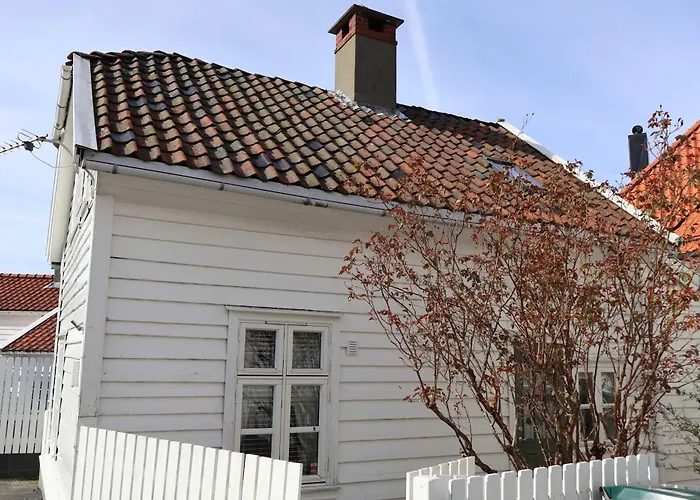 Dinbnb Homes L Charming 2-bedroom By The Sea Cozy Dom wakacyjny