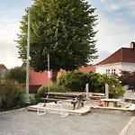 Nyaraló Dinbnb Homes L Charming 2-bedroom By The Sea Cozy Bergen